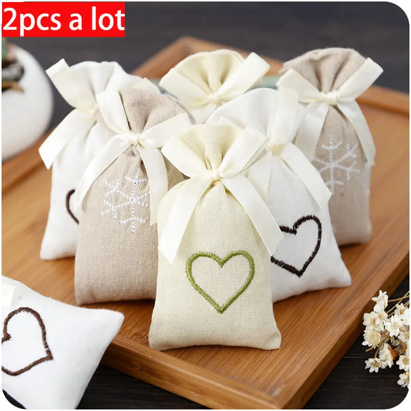 vanzlife Home cloth embroidery fresh small incense wrapped sachet aroma pest control in addition to taste to wet
vanzlife Home cloth embroidery fresh small incense wrapped sachet aroma pest control in addition to taste to wet