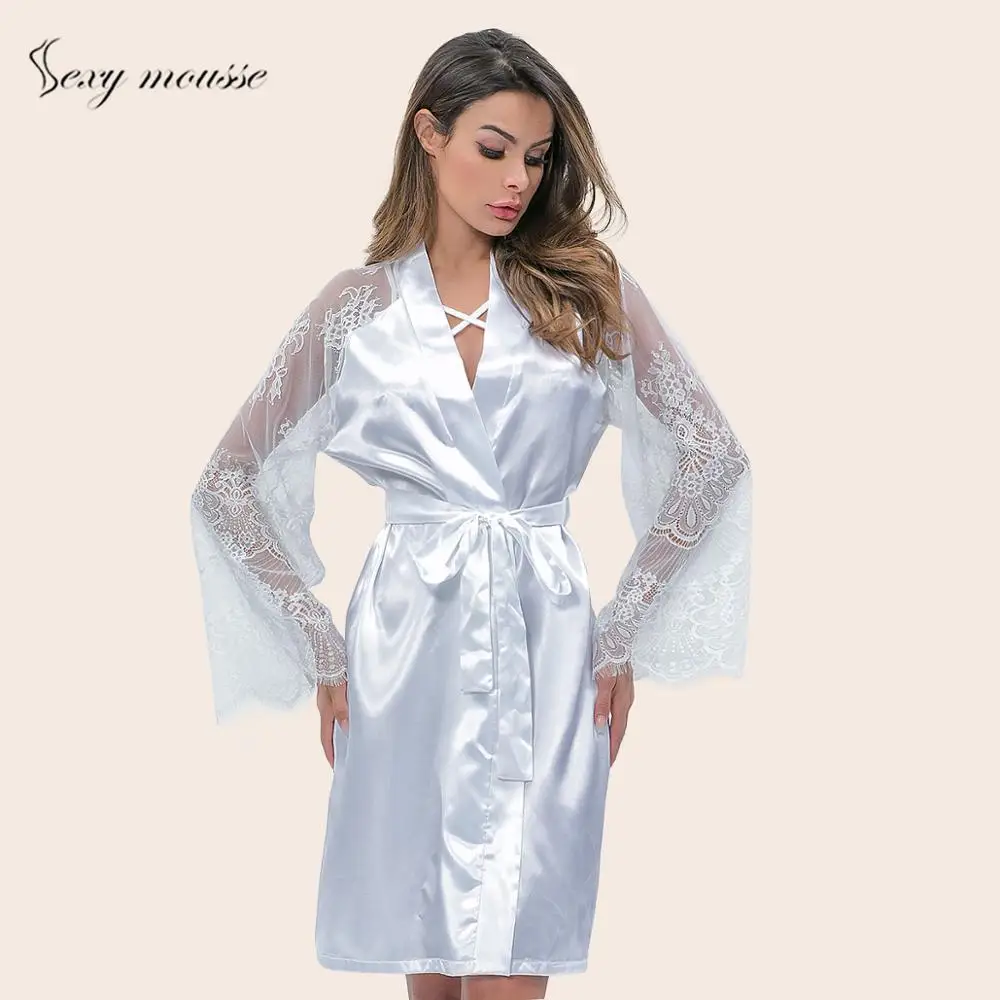 Sexy mousse Pajamas lace long-sleeved kimono silk robes soft flowers large size sexy satin female sexy nightdress nightgown long
Sexy mousse Pajamas lace long-sleeved kimono silk robes soft flowers large size sexy satin female sexy nightdress nightgown long