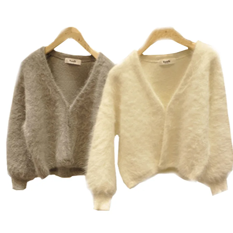 Autumn V-neck Knitted Cardigan Imitation Cashmere Sweater Hand Knit Coat Mohair Jacket Lantern Sleeved Single Breasted Tops
Autumn V-neck Knitted Cardigan Imitation Cashmere Sweater Hand Knit Coat Mohair Jacket Lantern Sleeved Single Breasted Tops
