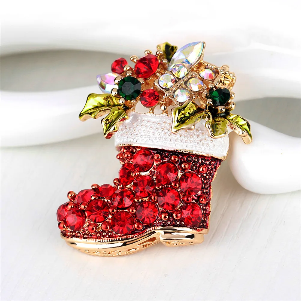 Crystal Christmas Red Stocks Brooches For Women Vintage Female Red Boots Brooches Pins Gold Color Zinc Rhinestone Jewelry Gifts 
Crystal Christmas Red Stocks Brooches For Women Vintage Female Red Boots Brooches Pins Gold Color Zinc Rhinestone Jewelry Gifts