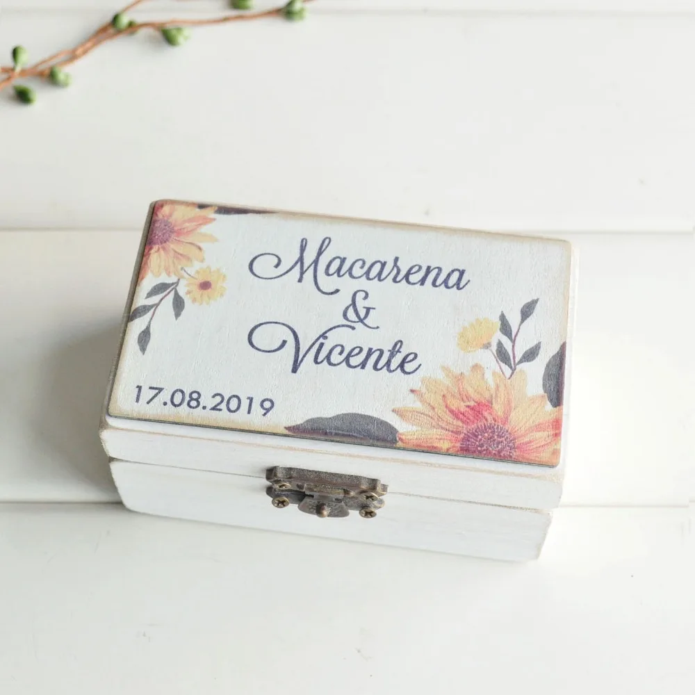 New Flower Box Personalized Wedding box Rustic Ring Bearer Box Engagement Ring Box Custom Bridal Shower Gift
New Flower Box Personalized Wedding box Rustic Ring Bearer Box Engagement Ring Box Custom Bridal Shower Gift