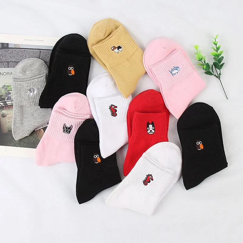 1 Pair Women New Cute Art Fashion Socks Embroidered Seahorse Dog Fish Cartoon Animal Socks Soft Breathable Cotton Socks
1 Pair Women New Cute Art Fashion Socks Embroidered Seahorse Dog Fish Cartoon Animal Socks Soft Breathable Cotton Socks