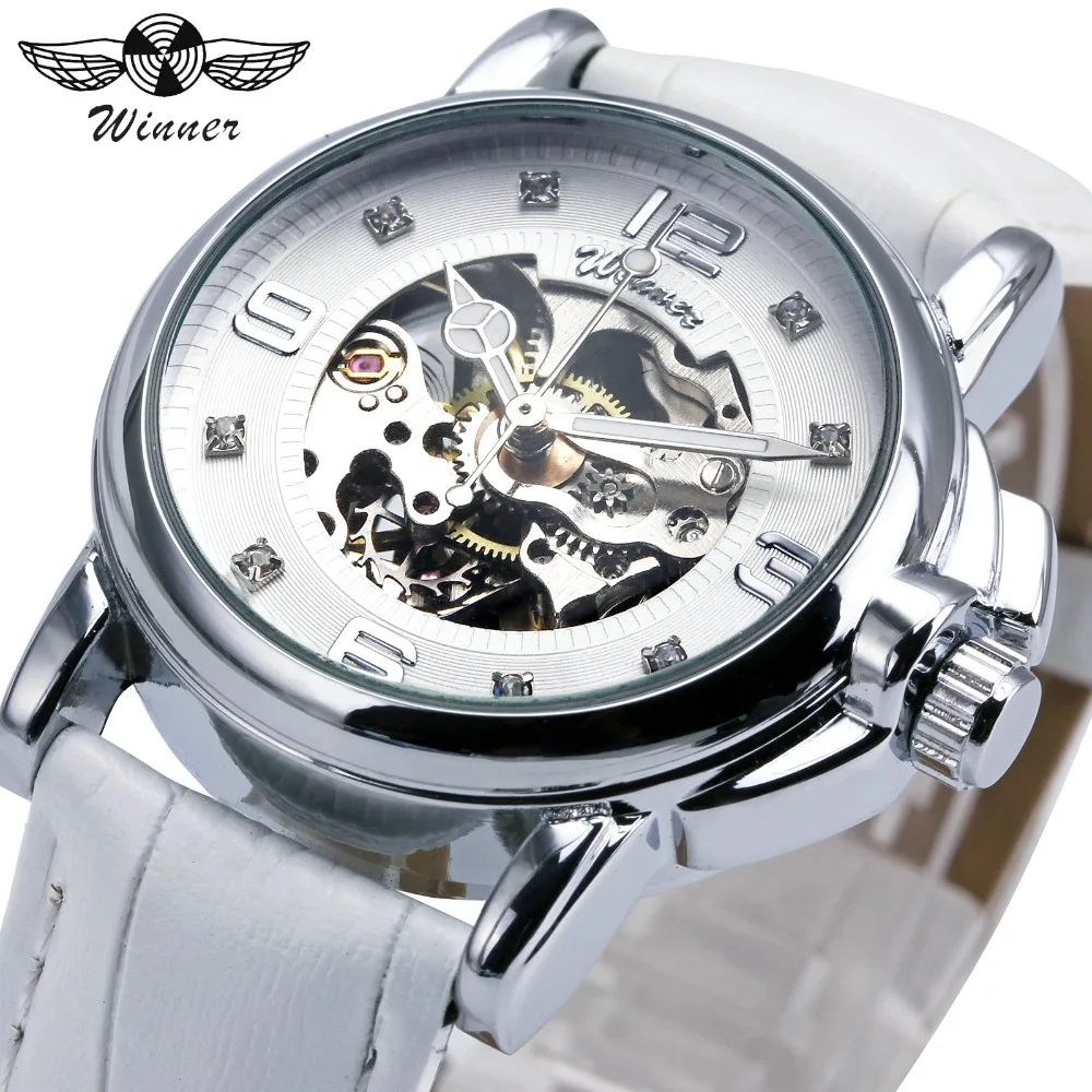 WINNER Fashion Trend Women Automatic Mechanical Watch Skeleton Dial White Leather Strap Band Arabic Numerals Retro Design Style
WINNER Fashion Trend Women Automatic Mechanical Watch Skeleton Dial White Leather Strap Band Arabic Numerals Retro Design Style