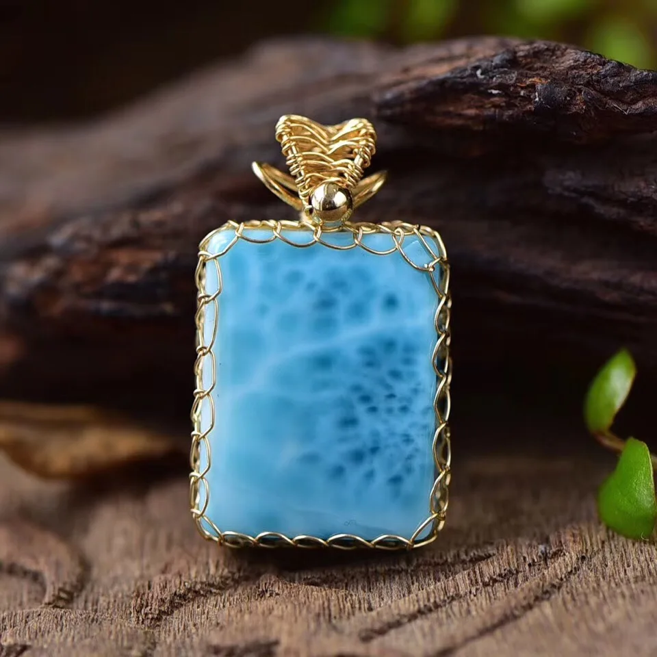 Natural Blue Larimar Necklace Pendant Gemstone 20.8x16x7.3mm Women Man 14K Gold Rectangle Anniversary Lucky Gift Pendant AAAAA
Natural Blue Larimar Necklace Pendant Gemstone 20.8x16x7.3mm Women Man 14K Gold Rectangle Anniversary Lucky Gift Pendant AAAAA