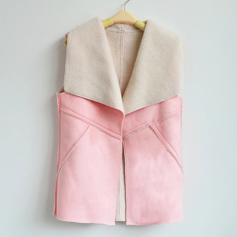 New Vintage Autumn Winter Women Suede Warm Fleece Turn-down Collar Vest Jackets Sleeveless Slim Outerwear Coat Waistcoat Q4955
New Vintage Autumn Winter Women Suede Warm Fleece Turn-down Collar Vest Jackets Sleeveless Slim Outerwear Coat Waistcoat Q4955