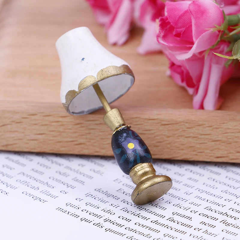 for new Dolls Simulated Office Lamp for Girls Playing House Toy Mini Plastic Dollhouse Furniture Sets
for new Dolls Simulated Office Lamp for Girls Playing House Toy Mini Plastic Dollhouse Furniture Sets