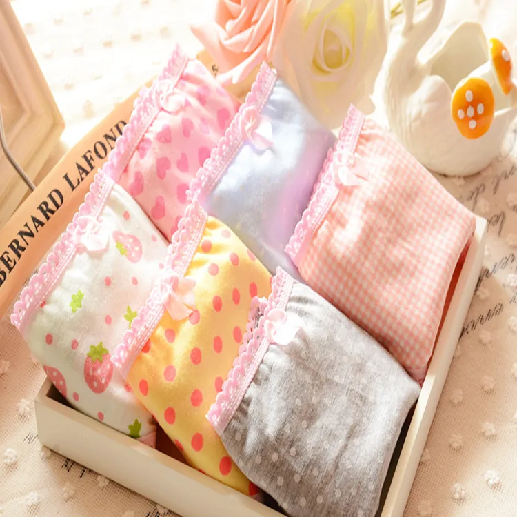 Big Girl Period Panties Menstrual Panties Physiological Cute Flower Briefs Floral Lingerie Leakproof Broadened Female Underwear
Big Girl Period Panties Menstrual Panties Physiological Cute Flower Briefs Floral Lingerie Leakproof Broadened Female Underwear
