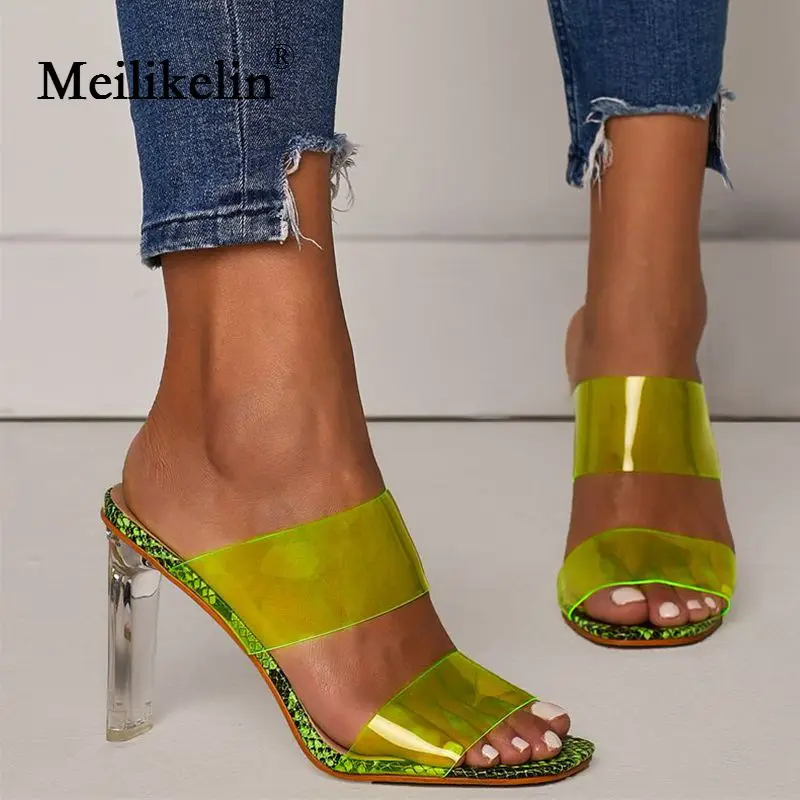 2019 women’s shoes sandals Crystals heels Square open toed block high-heeled woman transparent heel sandals slippers lady pumps
2019 women’s shoes sandals Crystals heels Square open toed block high-heeled woman transparent heel sandals slippers lady pumps