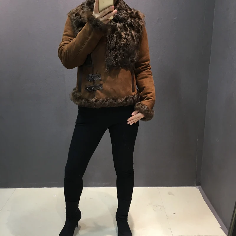 lady natural sheepskin with fur jacket short 2018 new fashion warm slim women genuine leather lamb sheep fur warm outwear coats
lady natural sheepskin with fur jacket short 2018 new fashion warm slim women genuine leather lamb sheep fur warm outwear coats