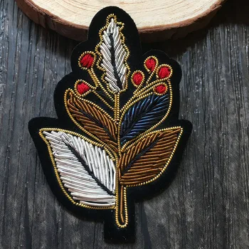 High quality luxury indiasilk embroidered badge flower tree design brooch clothes pin badges for clothes broches para ropa
High quality luxury indiasilk embroidered badge flower tree design brooch clothes pin badges for clothes broches para ropa