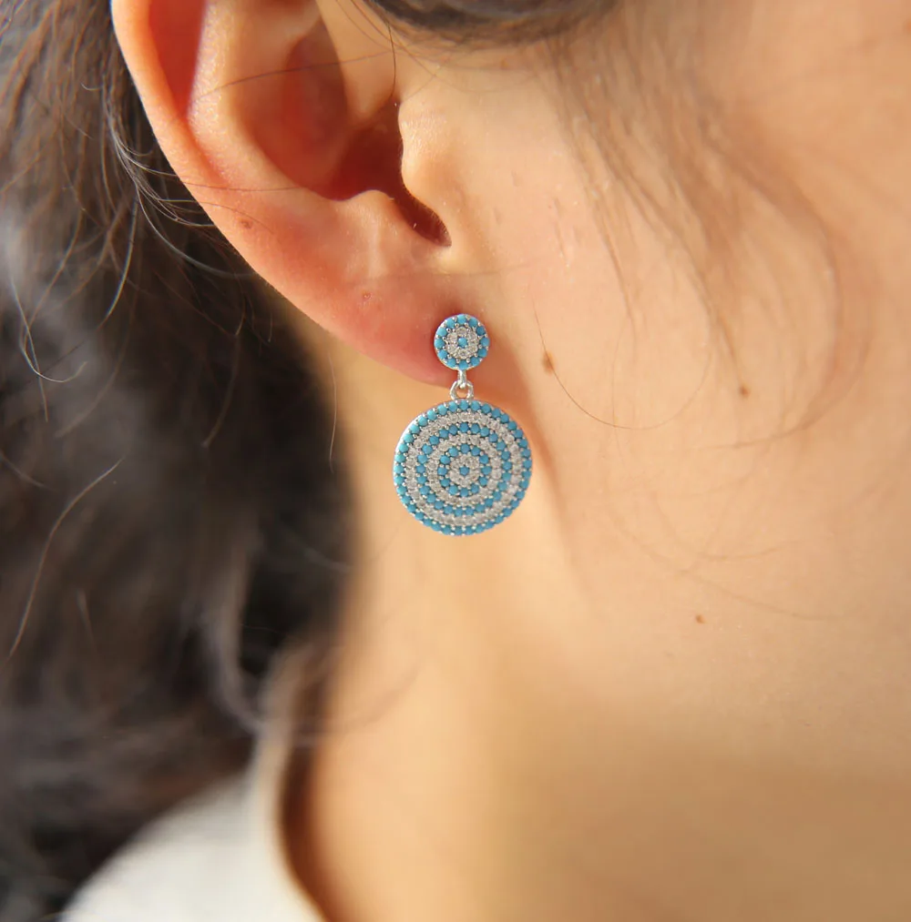 high quality 2017 new fashion women jewelry micro pave dangle disco blue clear ladies gold silver dangle earring
high quality 2017 new fashion women jewelry micro pave dangle disco blue clear ladies gold silver dangle earring