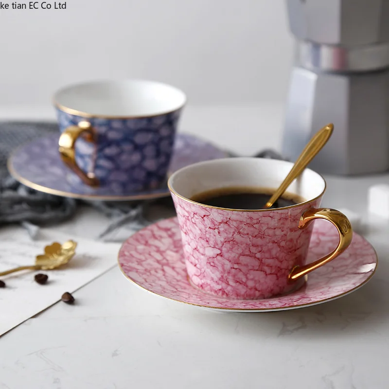 Ink Phnom Penh Coffee Bone China coffee cup and saucer European afternoon tea cup Creative English Ceramic Couple Cup
Ink Phnom Penh Coffee Bone China coffee cup and saucer European afternoon tea cup Creative English Ceramic Couple Cup