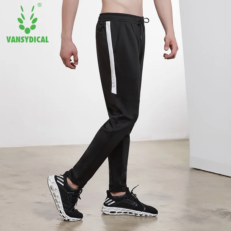 Fei, sports pants men loose pants straight running in the fall and winter outdoor fitness training pants men's basketball
Fei, sports pants men loose pants straight running in the fall and winter outdoor fitness training pants men's basketball