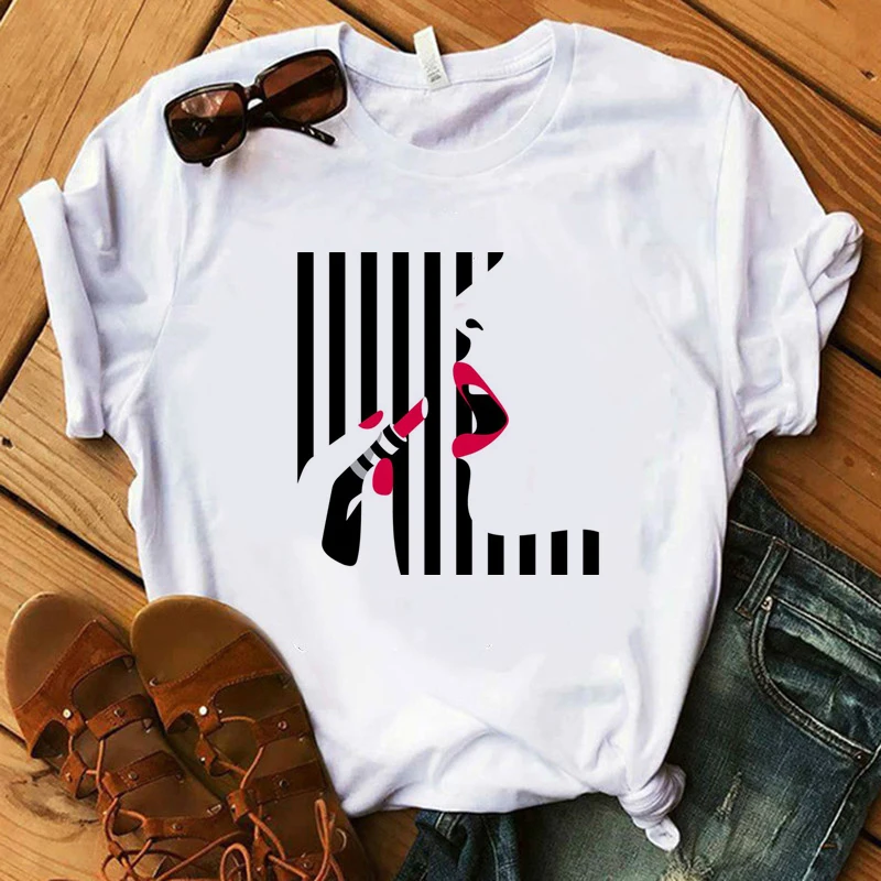 Summer 2019 White Women Tshirt Harajuku 90s Aesthetics Print Lipstick Short Sleeve Tops & Tees Fashion Casual T Shirt Women 
Summer 2019 White Women Tshirt Harajuku 90s Aesthetics Print Lipstick Short Sleeve Tops & Tees Fashion Casual T Shirt Women