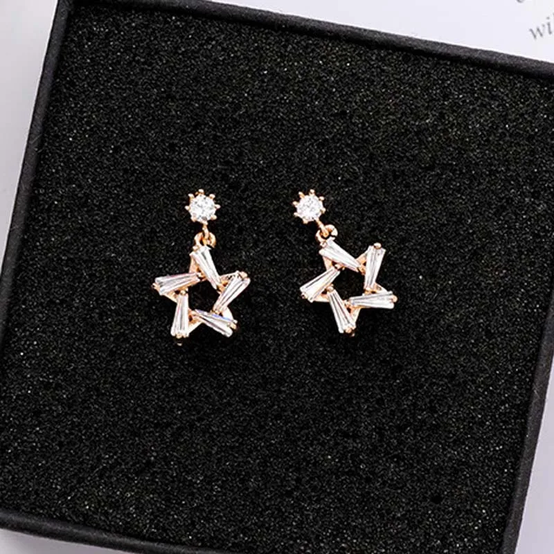 2018 Korean Simple Zircon Crystal Hollow Star 925 Sterling Silver Stud Earrings for Women Wedding Brides Jewelry Gift Pendientes
2018 Korean Simple Zircon Crystal Hollow Star 925 Sterling Silver Stud Earrings for Women Wedding Brides Jewelry Gift Pendientes