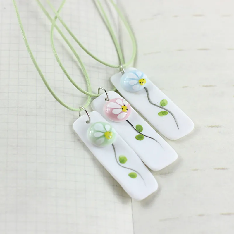 Vintage Small fresh necklace girls pendant sweet little flowers all-match the trend of the ceramic necklace women chinese style
Vintage Small fresh necklace girls pendant sweet little flowers all-match the trend of the ceramic necklace women chinese style