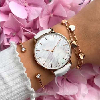 Mavis Hare Genuine Leather White Bands Watches withlogo white seashell dial plate Woman/man Watches Bracelet Bangle set
Mavis Hare Genuine Leather White Bands Watches withlogo white seashell dial plate Woman/man Watches Bracelet Bangle set