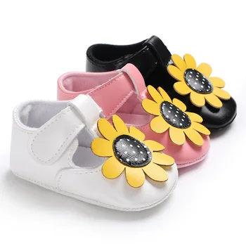 2019 New Lovely big flower style infant baby girl shoes PU Leather first walker party shoes soft sole baby moccasins hot sale
2019 New Lovely big flower style infant baby girl shoes PU Leather first walker party shoes soft sole baby moccasins hot sale