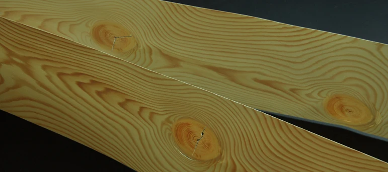 Natural Knotty Pine Veneer