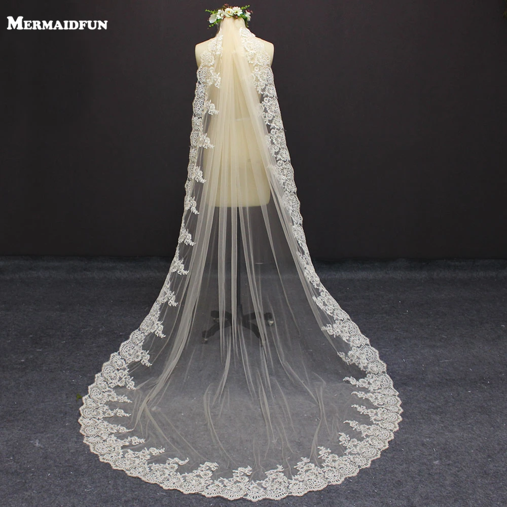 2019 Real Photos New One layer 3 Meters Champagne Lace Edge Wedding Dress WITH Comb Beautiful 3 M Bridal Veil
2019 Real Photos New One layer 3 Meters Champagne Lace Edge Wedding Dress WITH Comb Beautiful 3 M Bridal Veil