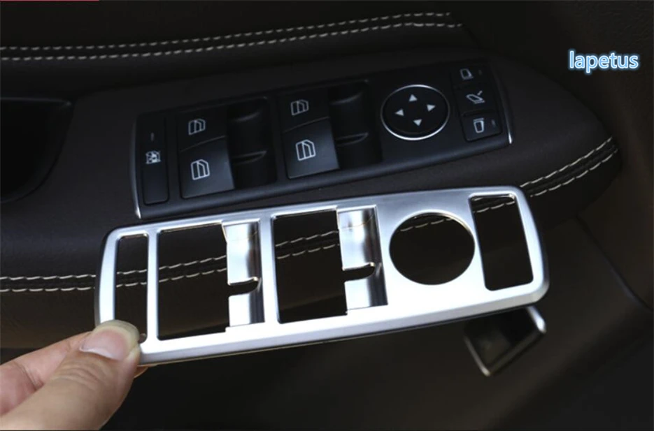 Lapetus For Mercedes Benz CLA 200 220 W117 / GLA 200 220 X156 2014 - 2018 Armrest Window Glass Lift Button Decoration Cover Trim
Lapetus For Mercedes Benz CLA 200 220 W117 / GLA 200 220 X156 2014 - 2018 Armrest Window Glass Lift Button Decoration Cover Trim