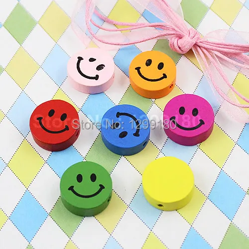 50 шт./лот Оптовая Продажа Красочные без свинца Smilling деревянные бусины для