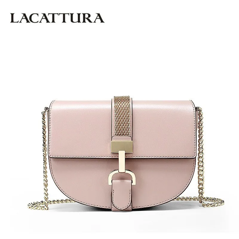 LACATTURA Luxury Chain Small Saddle Handbags Women Crossbody Bags Designer Messenger Bag Retro Suede Ladies Small Shoulder Bag
LACATTURA Luxury Chain Small Saddle Handbags Women Crossbody Bags Designer Messenger Bag Retro Suede Ladies Small Shoulder Bag