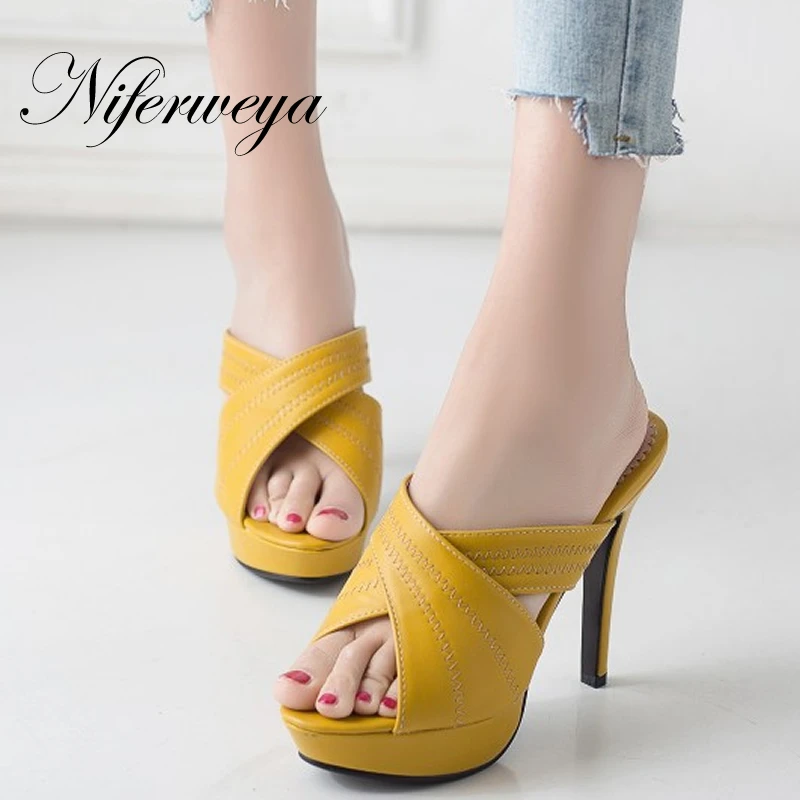 New Summer women shoes Sexy 11 cm Platform High Heel Sandals Fashion yellow Slides big size 33-43 solid PU Slippers
New Summer women shoes Sexy 11 cm Platform High Heel Sandals Fashion yellow Slides big size 33-43 solid PU Slippers