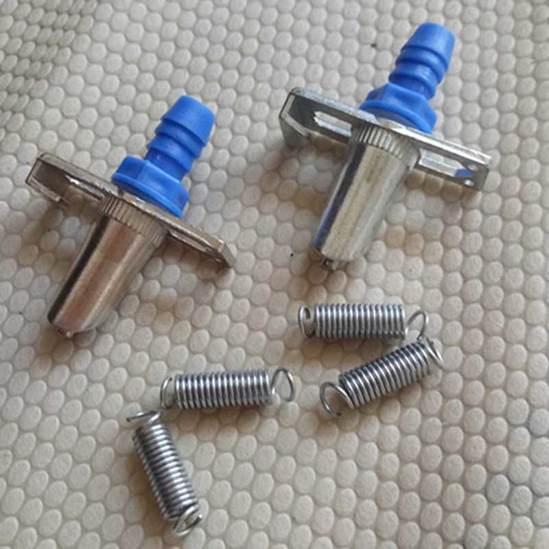 100PCS double tension spring rabbit automatic drinker Rex fountain without spring water scorpion lice feeding
100PCS double tension spring rabbit automatic drinker Rex fountain without spring water scorpion lice feeding