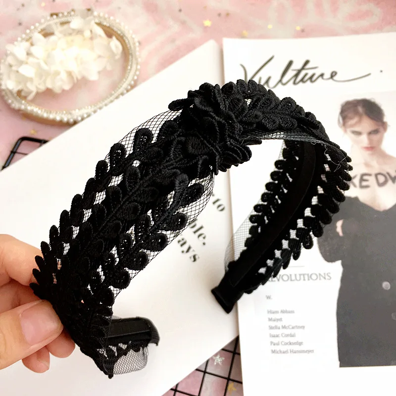 Ободок для волос Женский, кружевной, с вырезами, с цветами
Ободок для волос Женский, кружевной, с вырезами, с цветами