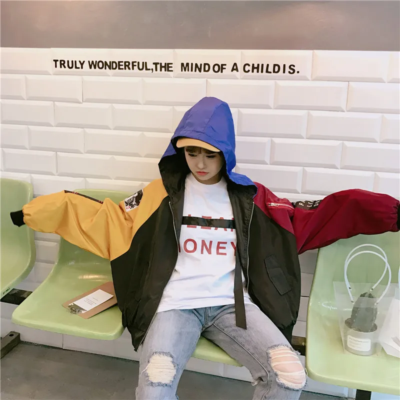 2019 Autumn Women Jacket Ulzzang Harajuku Hit Color Stitching Loose Hooded Cardigan Jacket BF Baseball Suit Coat Female
2019 Autumn Women Jacket Ulzzang Harajuku Hit Color Stitching Loose Hooded Cardigan Jacket BF Baseball Suit Coat Female