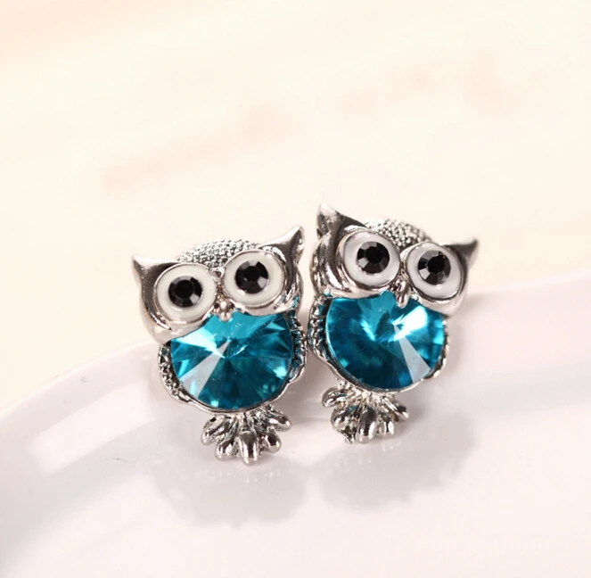 Fashion Cute Charms Gold Color Crystal Rhinestone Owl Stud Earrings For Women Girl Wedding Brincos Animal Jewelry 11 Color
Fashion Cute Charms Gold Color Crystal Rhinestone Owl Stud Earrings For Women Girl Wedding Brincos Animal Jewelry 11 Color