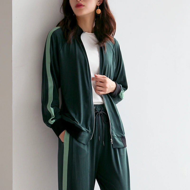 Suits Women Set 90% Cupro Knitted Coat+ Pants Patchwork Long Sleeves Pockets Wide Leg Ankle-length Pants New Fashion 2019
Suits Women Set 90% Cupro Knitted Coat+ Pants Patchwork Long Sleeves Pockets Wide Leg Ankle-length Pants New Fashion 2019
