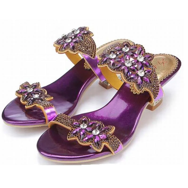 big size 34-44 women summer thick high heels sandals gladiator rhinestone flower rome woman shoes ladies luxury fashion slippers
big size 34-44 women summer thick high heels sandals gladiator rhinestone flower rome woman shoes ladies luxury fashion slippers