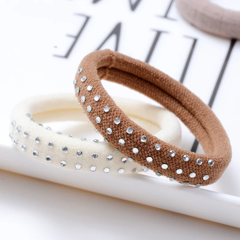 4pcs/lot Rhinestone Women Elastic Hair Bands Rubber Band Hair Ties for Girl Ponytail Hair Holder Hairband Women Hair Accessories 
4pcs/lot Rhinestone Women Elastic Hair Bands Rubber Band Hair Ties for Girl Ponytail Hair Holder Hairband Women Hair Accessories