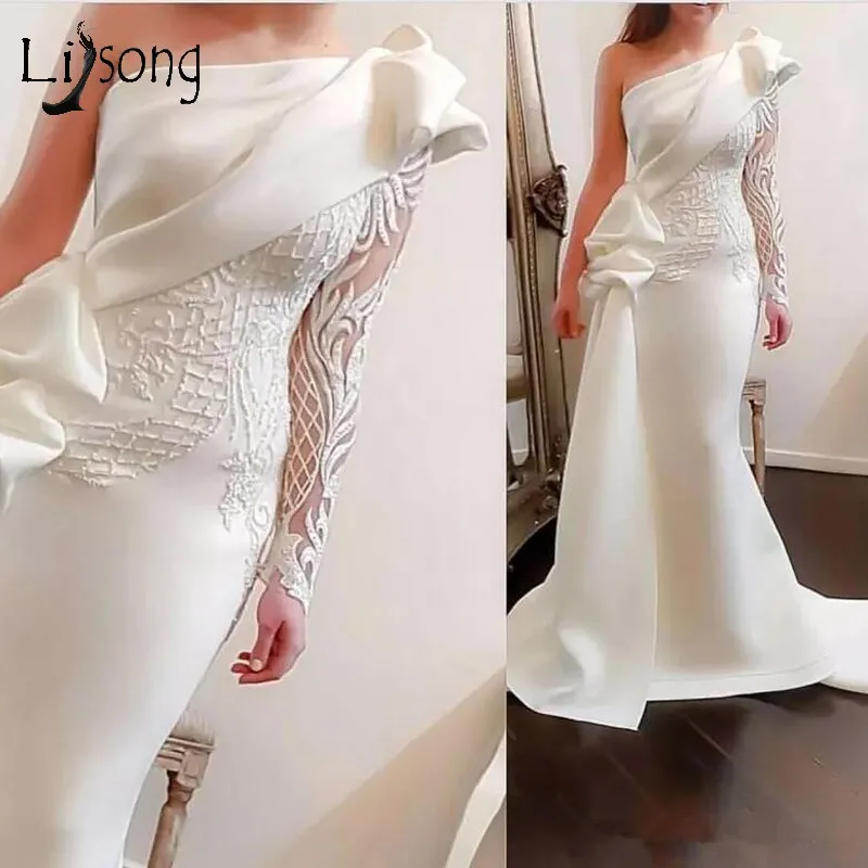 Saudi Arabic 2019 Mermaid Evening Gowns Lace Appliques One Shoulder Elegant Long Prom Gowns Elastic Party Dresses
Saudi Arabic 2019 Mermaid Evening Gowns Lace Appliques One Shoulder Elegant Long Prom Gowns Elastic Party Dresses