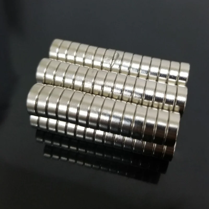 10 Pieces/Pack D12 x 4mm Magnetic Materials Neodymium Magnet Mini Small Round Disc
10 Pieces/Pack D12 x 4mm Magnetic Materials Neodymium Magnet Mini Small Round Disc