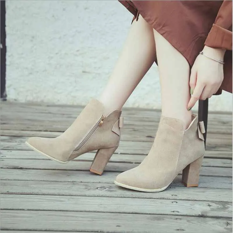 Women Boots Square Heel Platforms Leather Thigh High Pump Boots Shoes Woman botas ug australia mujer Female Winter Boots
Women Boots Square Heel Platforms Leather Thigh High Pump Boots Shoes Woman botas ug australia mujer Female Winter Boots