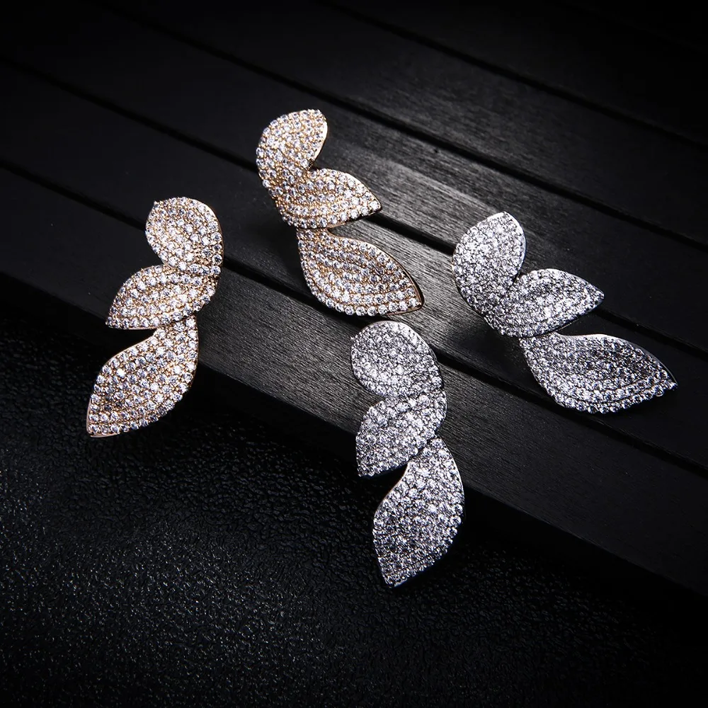 Trendy clear white Water Drop Cubic Zirconia WomenTassel Earring Brazil Style Drop Earring Brincos Bijoux GiftsTrendy clear whit
Trendy clear white Water Drop Cubic Zirconia WomenTassel Earring Brazil Style Drop Earring Brincos Bijoux GiftsTrendy clear whit