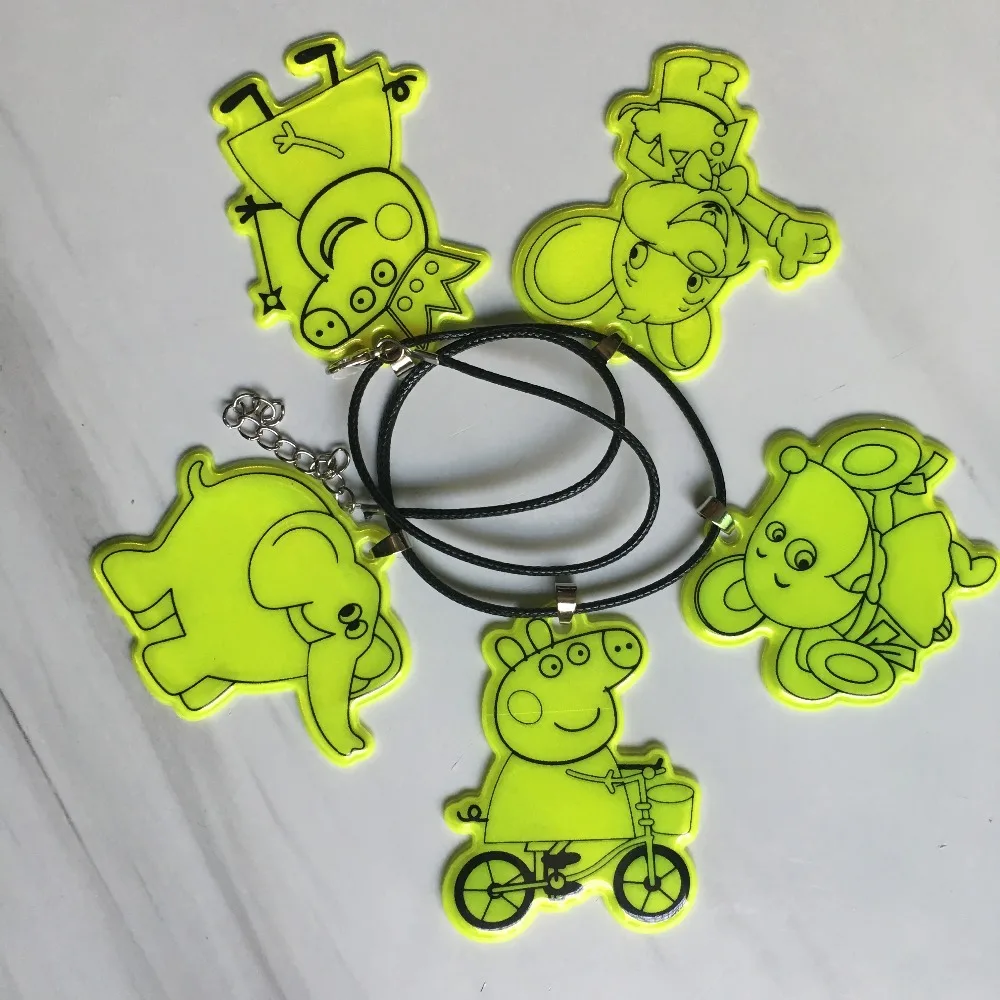 Animals ornament reflective pendant necklace accessories improves night visibility,safe use,free shipping
Animals ornament reflective pendant necklace accessories improves night visibility,safe use,free shipping