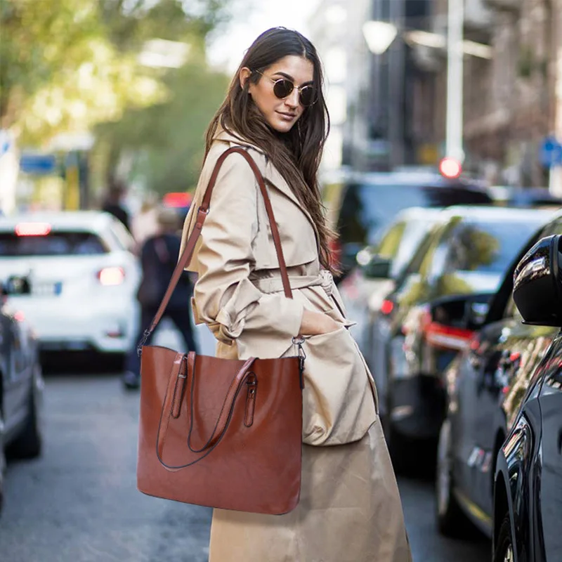 Crosshill women shoulder bags luxury handbags designer pu leather soft big oil wax tote bag lady hand bolsa borse da donna 2019
Crosshill women shoulder bags luxury handbags designer pu leather soft big oil wax tote bag lady hand bolsa borse da donna 2019