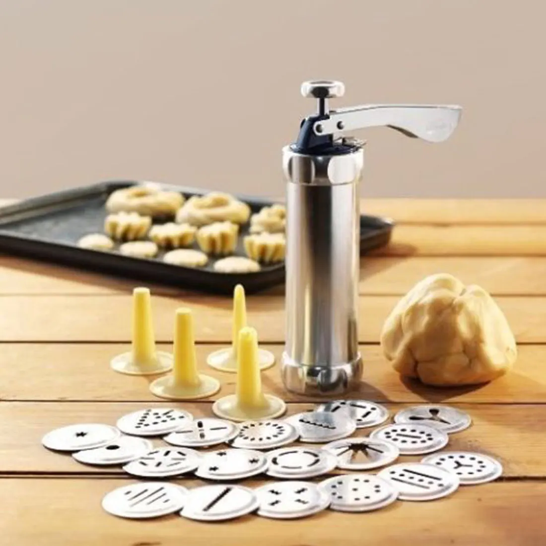 Stainless Steel Cake Decorating Tools Baking Tools Decorating Machine Set Biscuit Pressing Knife Extrusion Baking Tools Kitchen
Stainless Steel Cake Decorating Tools Baking Tools Decorating Machine Set Biscuit Pressing Knife Extrusion Baking Tools Kitchen