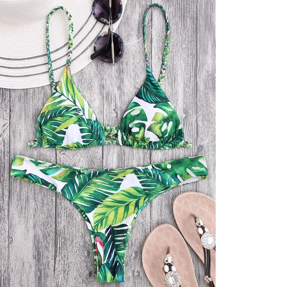 Juventus 2019 New green Sexy Bikini Print Pendant Patchwork Swimwear Women Beach Bandage Low Waist Swimsuit Female Biquini
Juventus 2019 New green Sexy Bikini Print Pendant Patchwork Swimwear Women Beach Bandage Low Waist Swimsuit Female Biquini