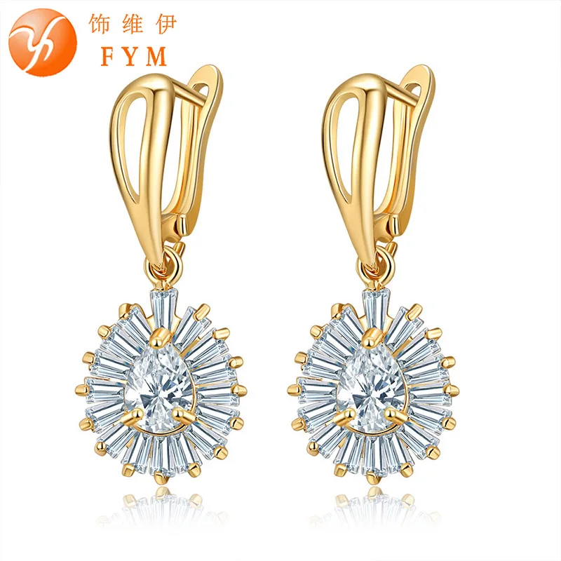 Casi New Fashion Luxury Elegant Women Crystal Waterdrop Hoop Earrings AAA CZ Diamond Ear Jewelry Earring for Woman Party ER0120
Casi New Fashion Luxury Elegant Women Crystal Waterdrop Hoop Earrings AAA CZ Diamond Ear Jewelry Earring for Woman Party ER0120