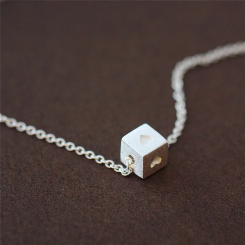 Drawing Square Heart Cute Wild Sweet 925 Sterling Silver Clavicle Chain Temperament Personality Trendy Female Necklace SNE267
Drawing Square Heart Cute Wild Sweet 925 Sterling Silver Clavicle Chain Temperament Personality Trendy Female Necklace SNE267