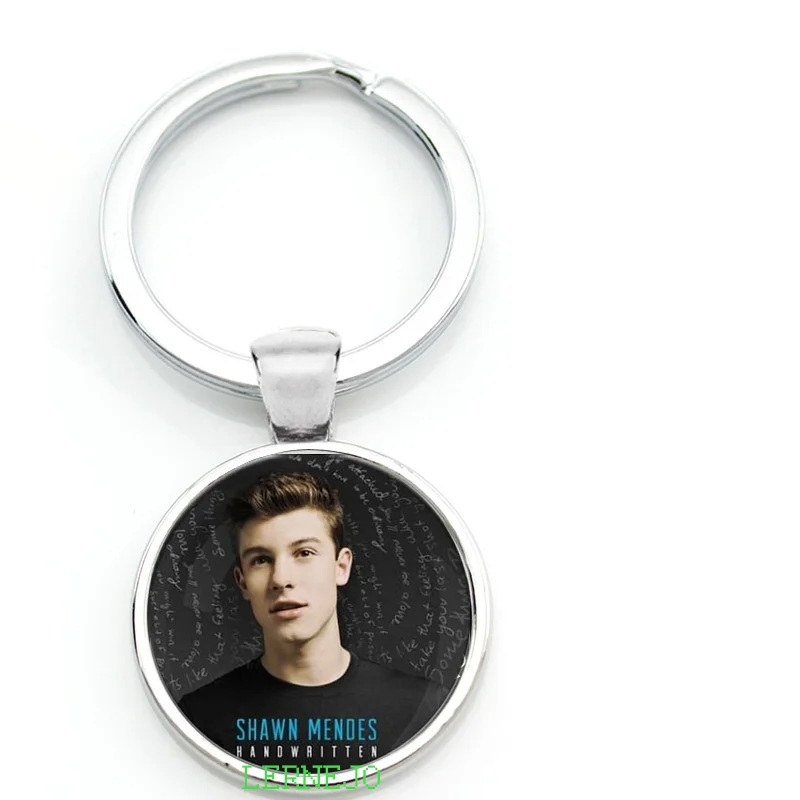 Singer Shawn Mendes Key Chain Key Ring Pendant Hip Hop Album Cover Printing Keychain Keyring Jewelry Trinket For Fans Gifts
Singer Shawn Mendes Key Chain Key Ring Pendant Hip Hop Album Cover Printing Keychain Keyring Jewelry Trinket For Fans Gifts