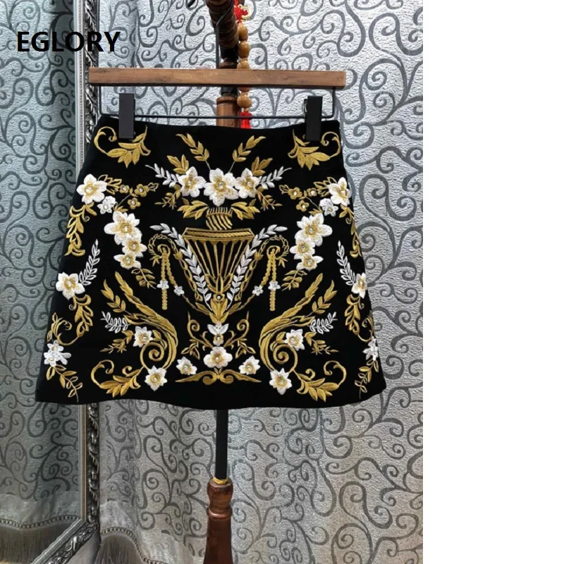 High Quality Skirt 2019 Spring Summer Skirts Women Vintage Embroidery Crystal Beading Sexy Party Club Mini Skirt Ladies Clothes
High Quality Skirt 2019 Spring Summer Skirts Women Vintage Embroidery Crystal Beading Sexy Party Club Mini Skirt Ladies Clothes
