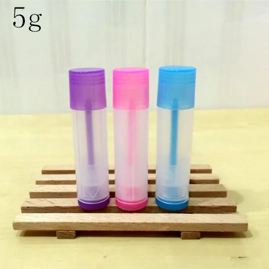 Free Shipping 5g/ml Froted ParPle Pink Blue Plastic Lipstick tube empty packing bottle Batom Lip Balm Empty Cosmetic Containers
Free Shipping 5g/ml Froted ParPle Pink Blue Plastic Lipstick tube empty packing bottle Batom Lip Balm Empty Cosmetic Containers