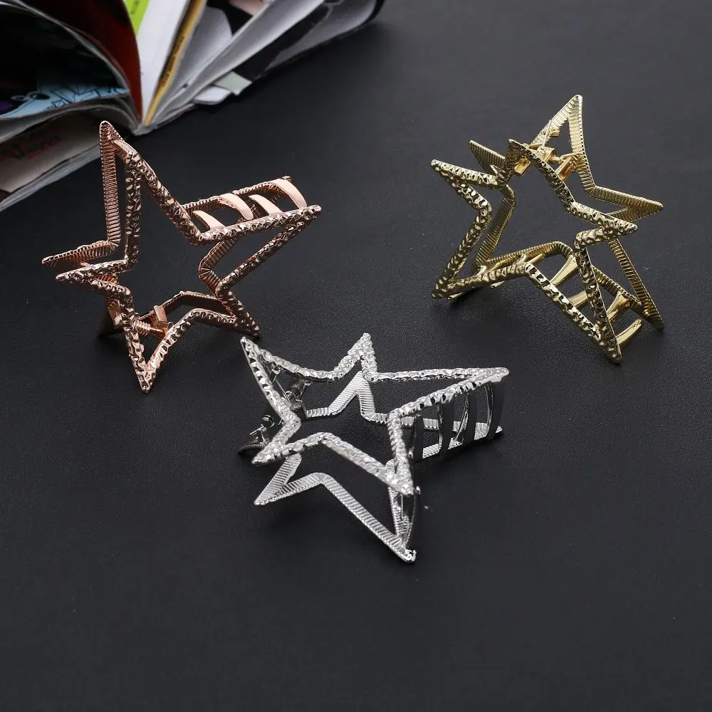 1PC Metal Hollow Pentagram Hair Claw Clip Women Modern Stylish Hair Claw Hair Clips Bun Maker Make Washing Hair Styling Tool
1PC Metal Hollow Pentagram Hair Claw Clip Women Modern Stylish Hair Claw Hair Clips Bun Maker Make Washing Hair Styling Tool
