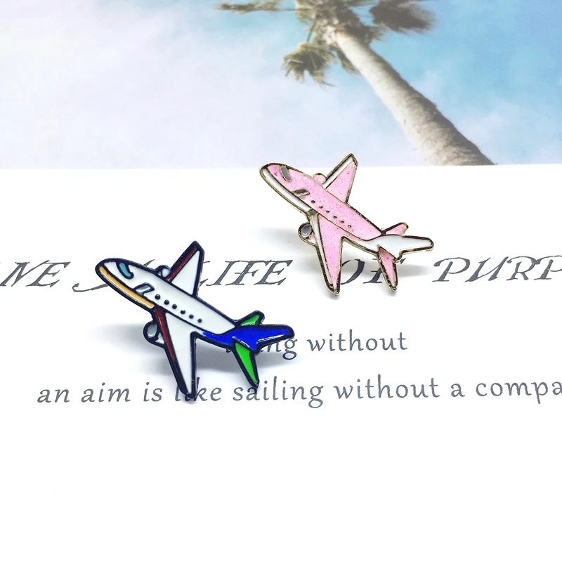 New aircraft model blue pink aircraft brooch child cute fun cartoon aircraft badge jewelry gift denim clothes pendant
New aircraft model blue pink aircraft brooch child cute fun cartoon aircraft badge jewelry gift denim clothes pendant